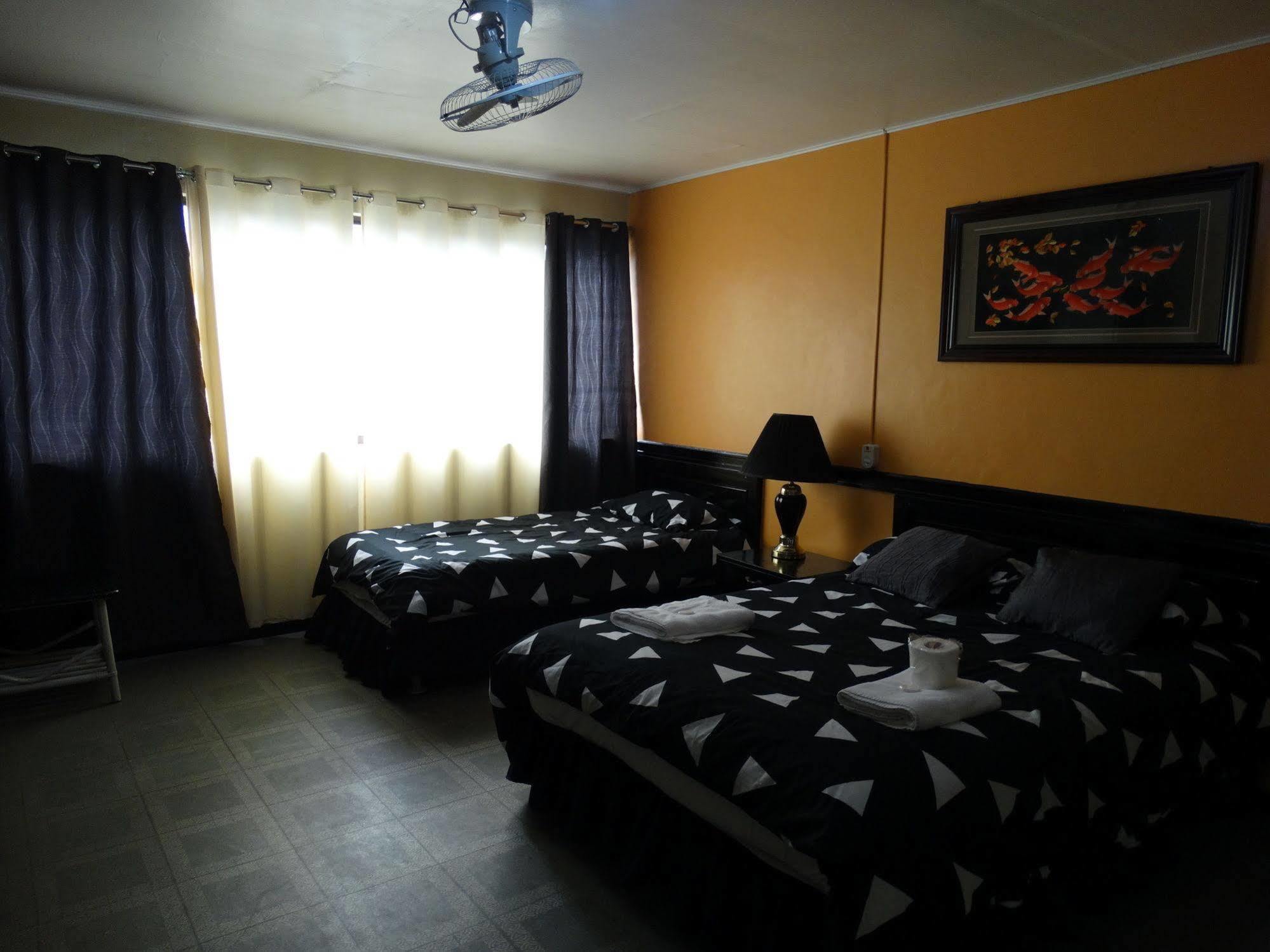 The Southern Cross Hotel מנילה מראה חיצוני תמונה